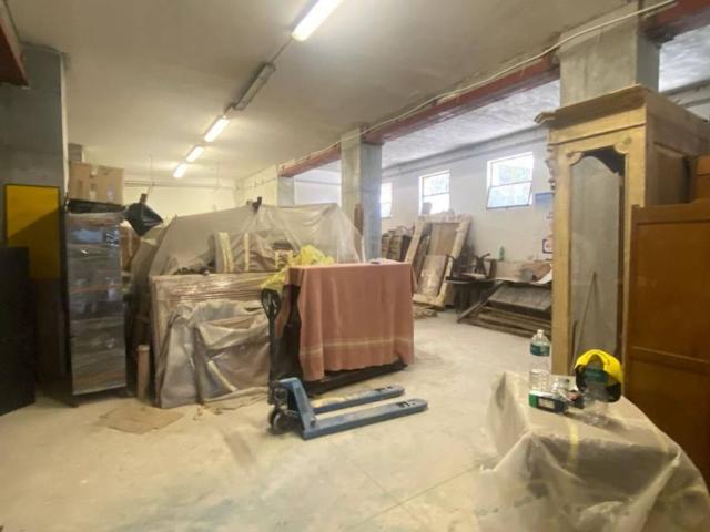 Locale Commerciale in affitto a Canalicchio, Tremestieri Etneo
