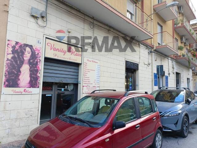 Locale Commerciale in affitto a Borgo-Sanzio, Catania