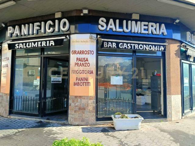 Locale Commerciale in affitto a Centro storico, Catania