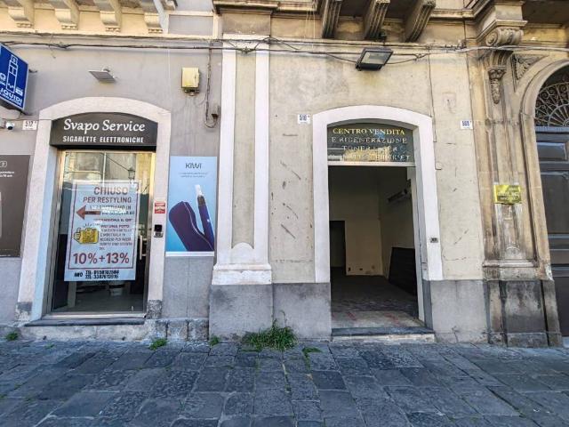 Locale Commerciale in affitto a Borgo-Sanzio, Catania