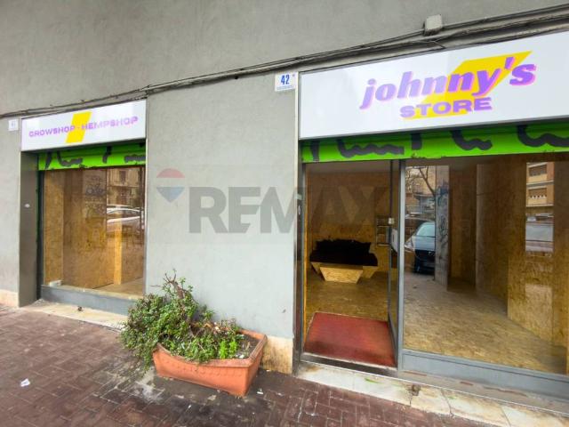 Locale Commerciale in affitto a Borgo-Sanzio, Catania
