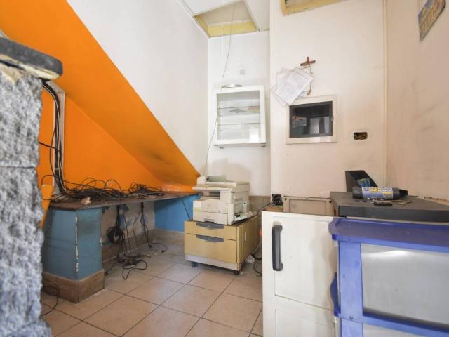 Locale Commerciale in affitto a San Giovanni Galermo-Trappeto-Cibali, Catania