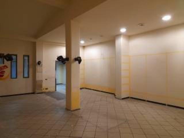 Locale Commerciale in affitto a Borgo-Sanzio, Catania