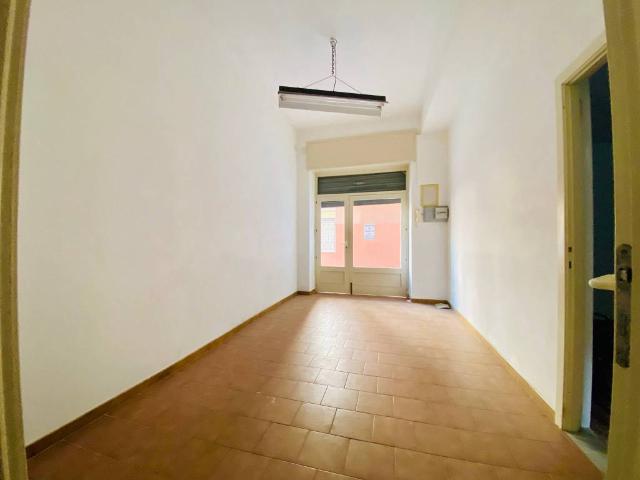 Locale Commerciale in affitto a Borgo, Catania