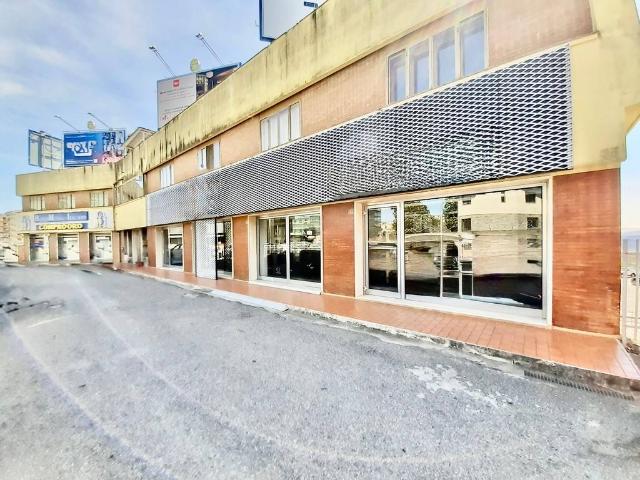 Locale Commerciale in affitto a Sant'Antonio, Calabria