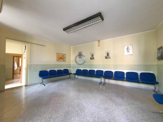 Locale Commerciale in affitto a Pontegrande, Calabria