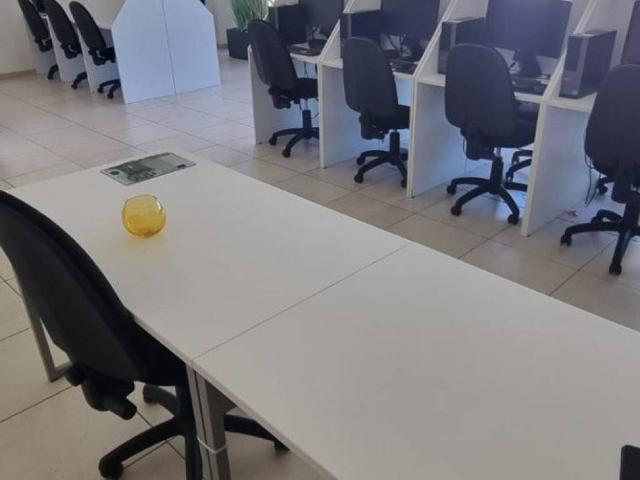 Locale Commerciale in affitto a Dulcino, Calabria