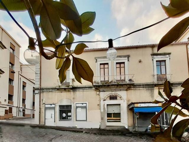 Locale Commerciale in affitto a Siano, Calabria