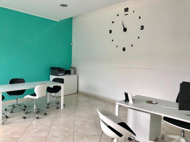 Locale Commerciale in affitto a Santa Maria, Calabria