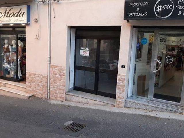 Locale Commerciale in affitto a Sant'Antonio, Calabria