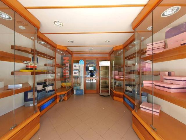 Locale Commerciale in affitto a Siano, Calabria