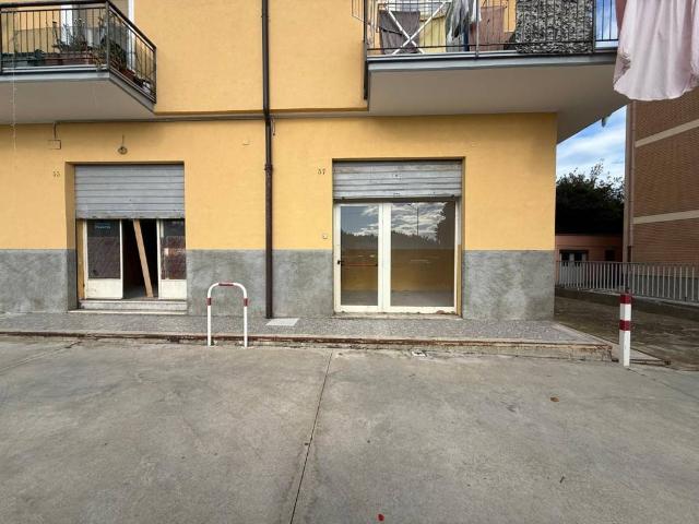 Locale Commerciale in affitto a Pontepiccolo, Calabria