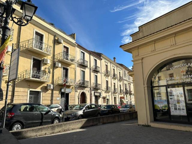 Locale Commerciale in affitto a Siano, Calabria