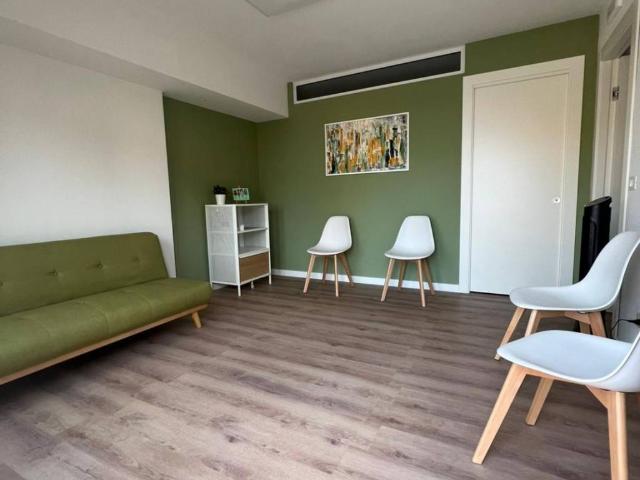 Locale Commerciale in affitto a Calabria, Catanzaro