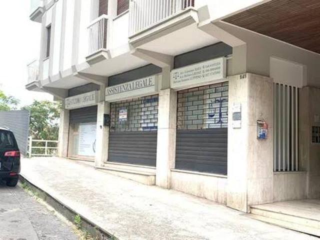 Locale Commerciale in affitto a Siano, Calabria