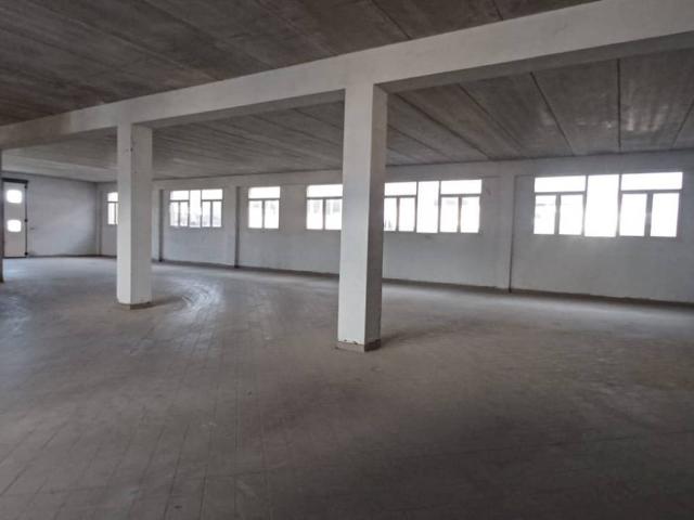 Locale Commerciale in affitto a Cattolica, Reggio Emilia