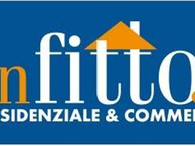 Locale Commerciale in affitto a Casa Davide, Cava De' Tirreni