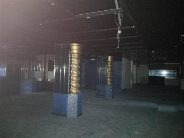 Locale Commerciale in affitto a Cavaria, Cavaria Con Premezzo