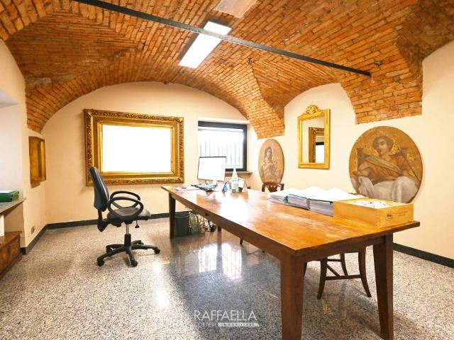 Locale Commerciale in affitto a Cenate Sotto, Lombardia