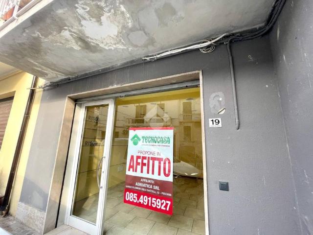 Locale Commerciale in affitto a Ripattoni Vecchio, Cepagatti