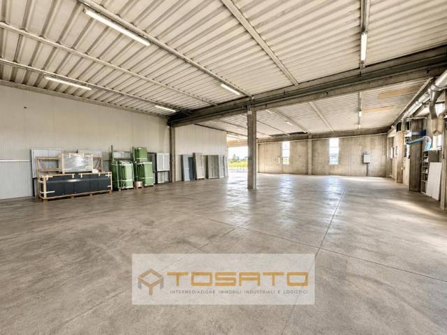 Locale Commerciale in affitto a San Vito, Cerea