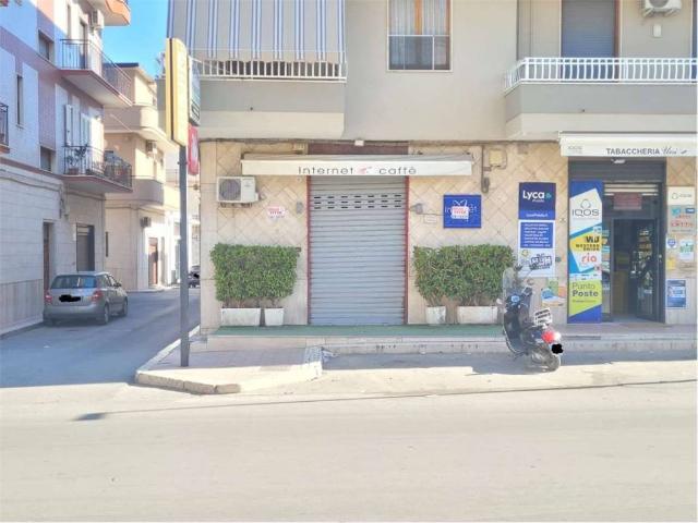 Locale Commerciale in affitto a Puglia, Foggia