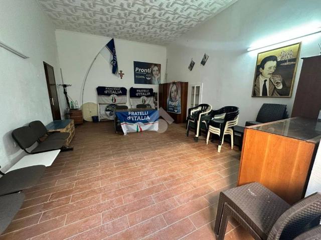 Locale Commerciale in affitto a Puglia, Foggia