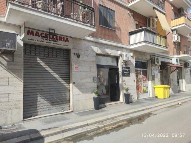 Locale Commerciale in affitto a Puglia, Foggia