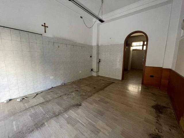 Locale Commerciale in affitto a Puglia, Foggia