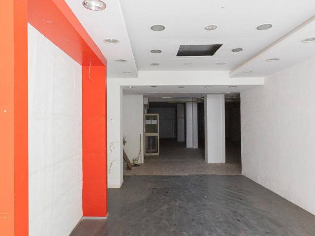 Locale Commerciale in affitto a Puglia, Foggia