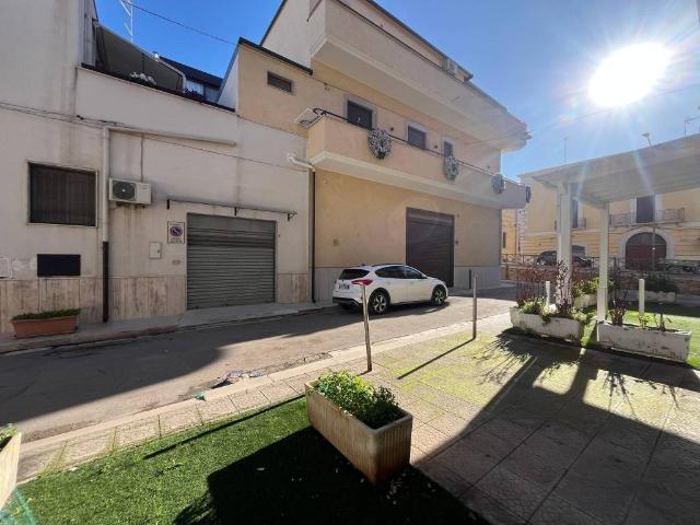 Locale Commerciale in affitto a Puglia, Foggia