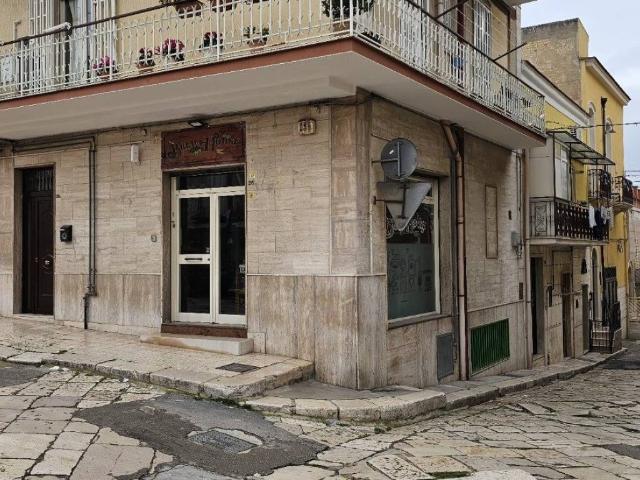 Locale Commerciale in affitto a Puglia, Foggia