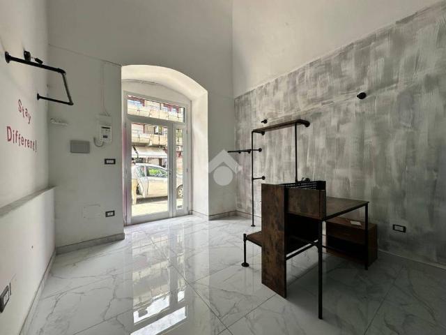 Locale Commerciale in affitto a Puglia, Foggia
