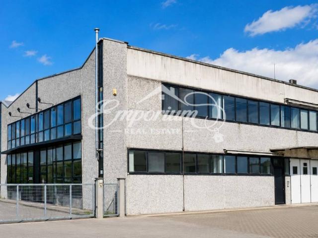 Locale Commerciale in affitto a Unione dei Comuni Circondario dell'Empolese Valdelsa, Cerreto Guidi