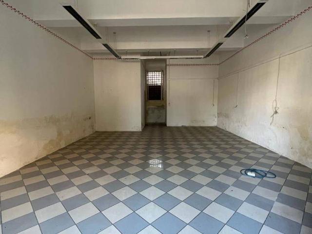 Locale Commerciale in affitto a Unione dei Comuni Circondario dell'Empolese Valdelsa, Lucardo