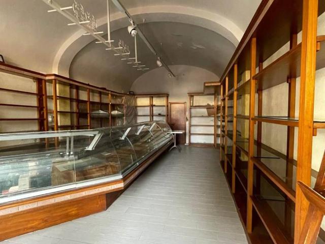Locale Commerciale in affitto a Unione dei Comuni Circondario dell'Empolese Valdelsa, Lucardo