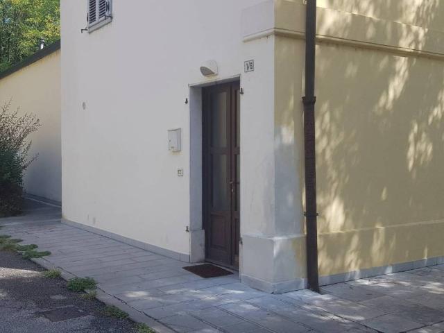 Locale Commerciale in affitto a Cervignano Del Friuli, Friuli-Venezia Giulia