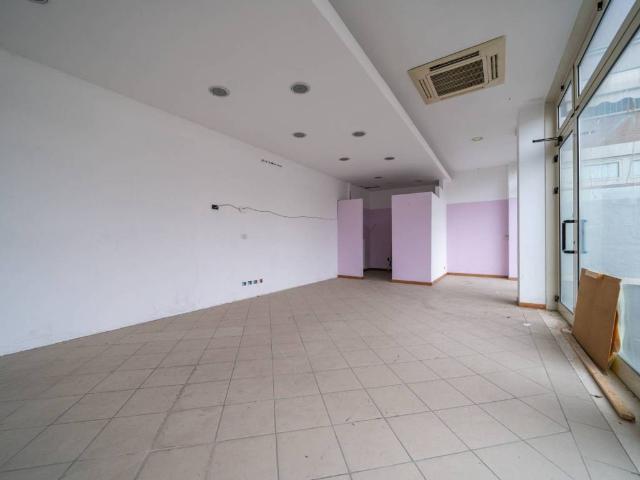 Locale Commerciale in affitto a Unione dei comuni Valle del Savio, Cesenà