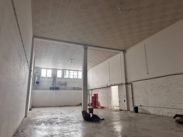 Locale Commerciale in affitto a Unione dei comuni Valle del Savio, Cesenà
