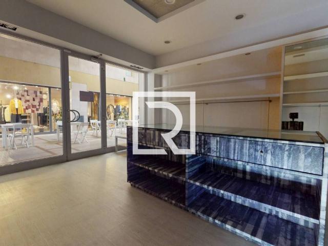 Locale Commerciale in affitto a Unione dei comuni Valle del Savio, Cesenà