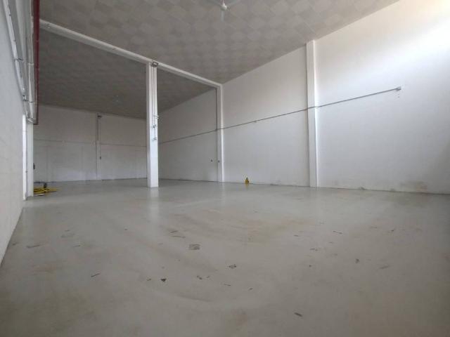 Locale Commerciale in affitto a Unione dei comuni Valle del Savio, Cesenà
