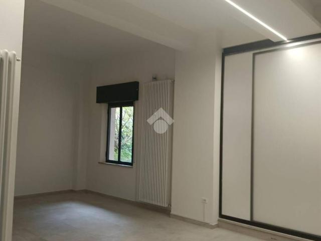 Locale Commerciale in affitto a Unione dei comuni Valle del Savio, Cesenà