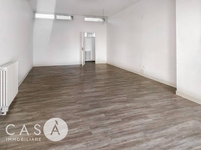 Locale Commerciale in affitto a Unione dei comuni Valle del Savio, Cesenà