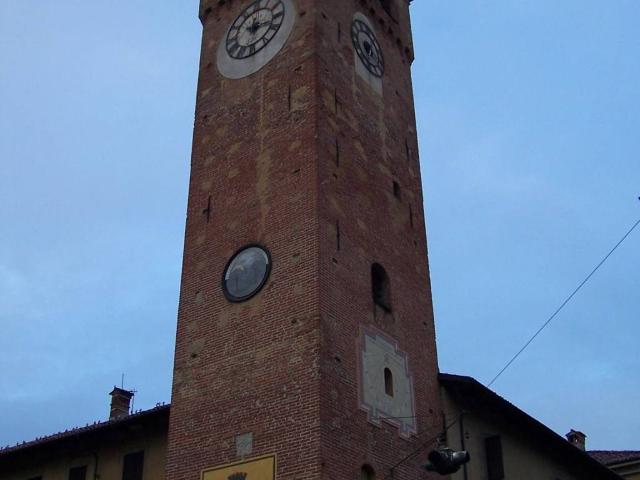 Locale Commerciale in affitto a Piemonte, Cuneo