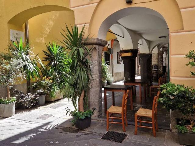 Locale Commerciale in affitto a Sampierdicanne, Chiavari