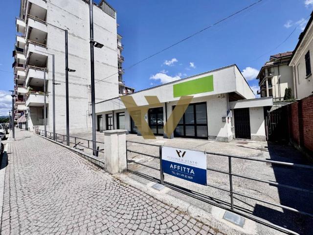 Locale Commerciale in affitto a Piemonte, Torino