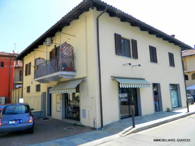 Locale Commerciale in affitto a Piemonte, Torino