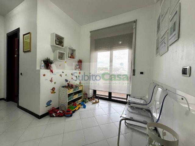 Locale Commerciale in affitto a Chieti