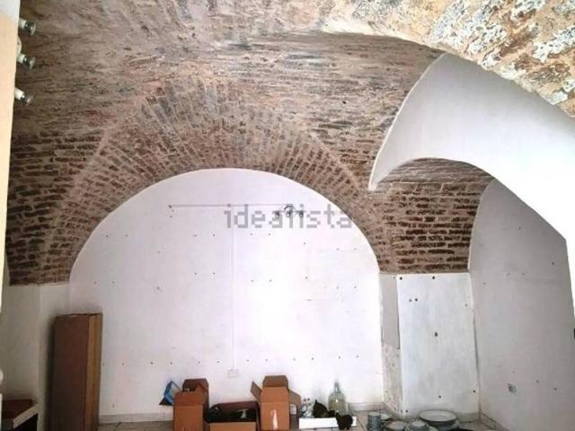 Locale Commerciale in affitto a Chieti