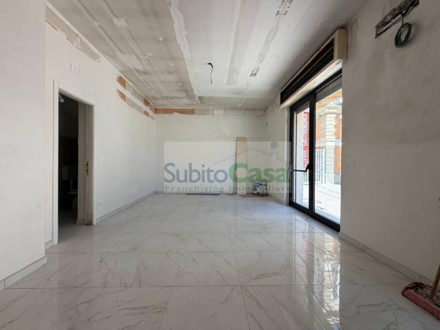 Locale Commerciale in affitto a Chieti Scalo, Chieti